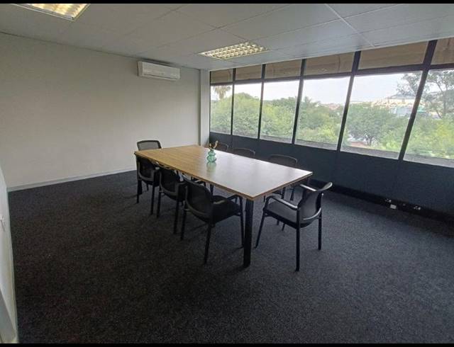BUSINESS PROPERTY TO RENT IN CRESTA